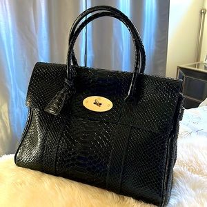 Mulberry-top handle beautiful snakeskin leather pattern